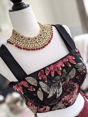 Black Sequins Sleeveless Blouse with Wine Skirt image 3
