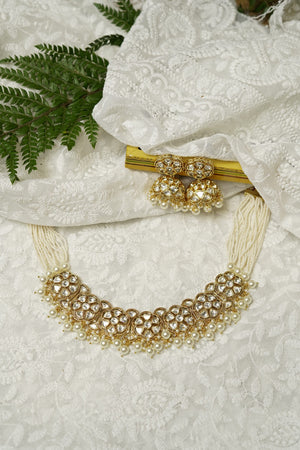 White Pearl Choker Set image 3