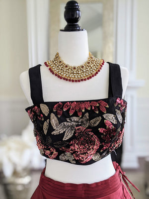 Black Sequins Sleeveless Blouse with Wine Skirt image 2