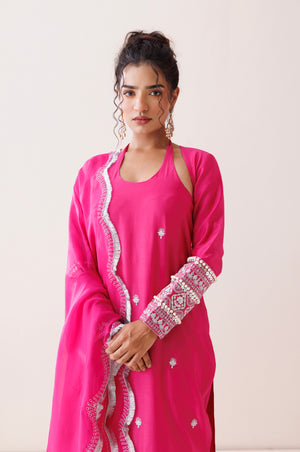 Hot Pink Chanderi Halter Neck Kurta Set image 3