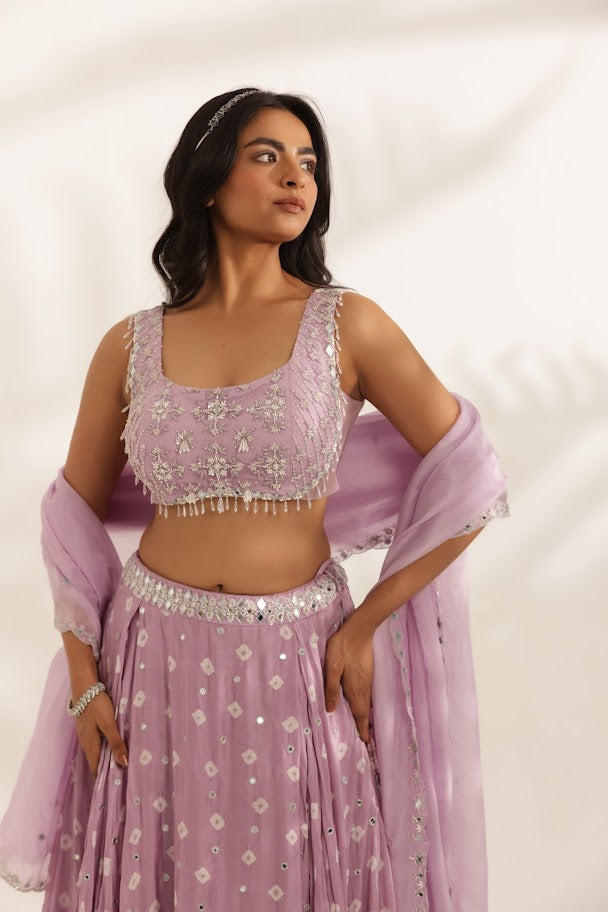 Lavender Bandhani Lehenga image 1