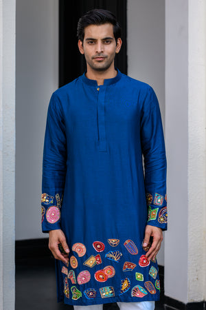 Iris Highlighted Applique Kurta Paired with White Pants image 4