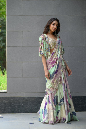 Eden Highlighted Saree Paidawn with Embroidered Blouse With Cape Jacket image 5