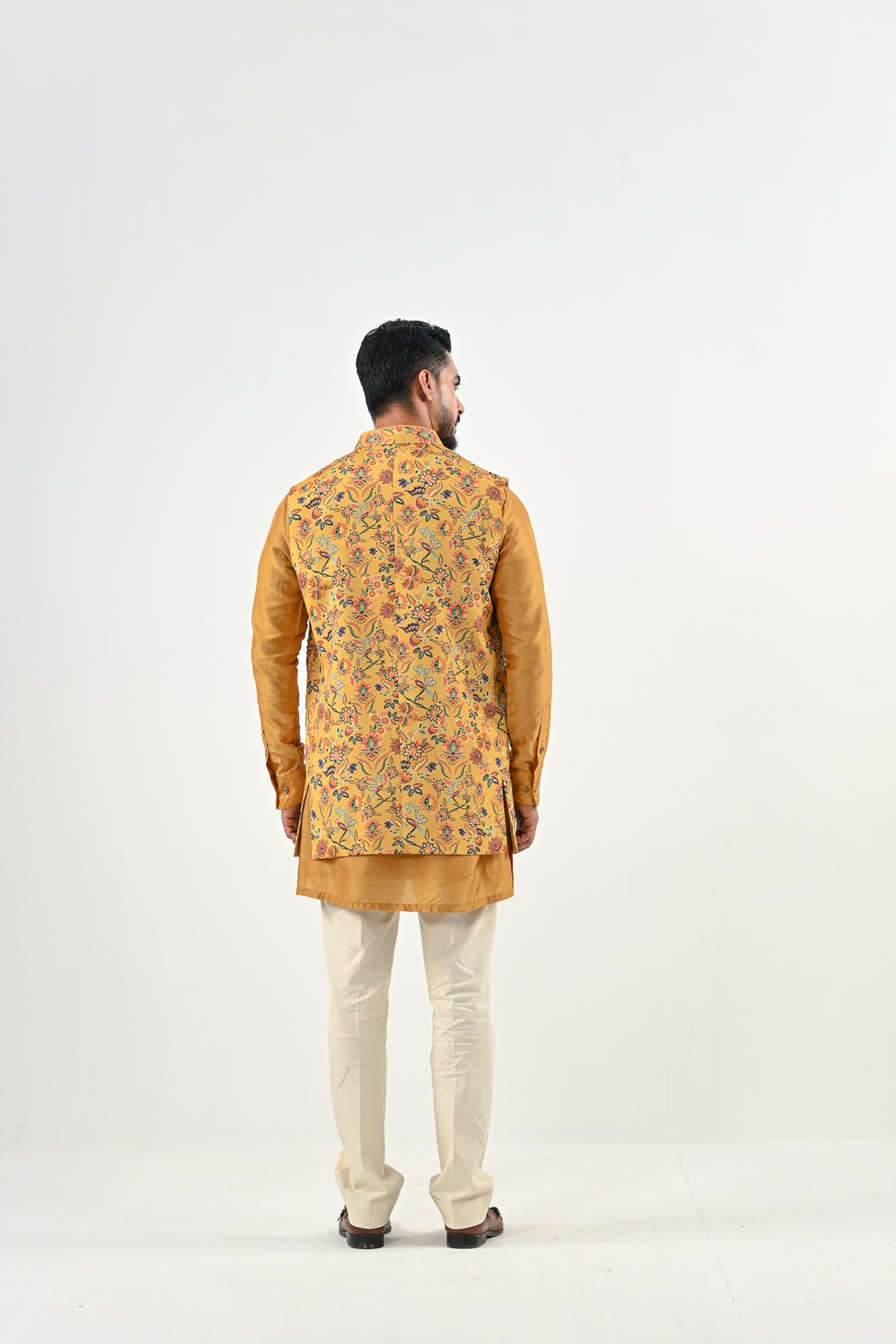 M HIGHLIGHTED HALF JACKET SET image 1