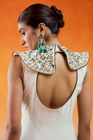 Ivory Pilgrimmed Collar Embroidered Gown image 6