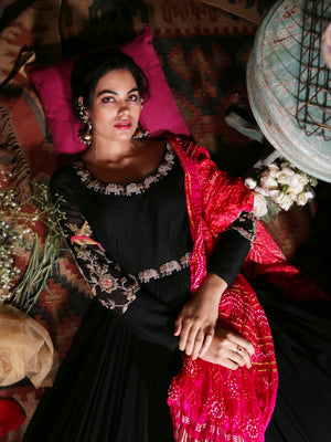 Black Anarkali with Pink Bandhani Dupatta image 3