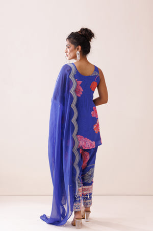 Blue Square Neck Kurta Set image 7