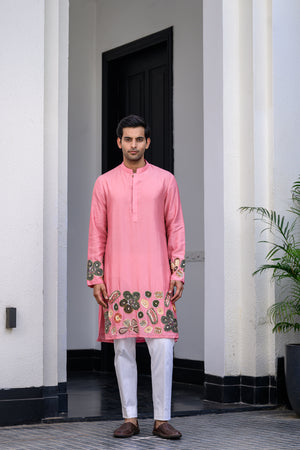 Flora Highlighted Applique Kurta With Pants image 0