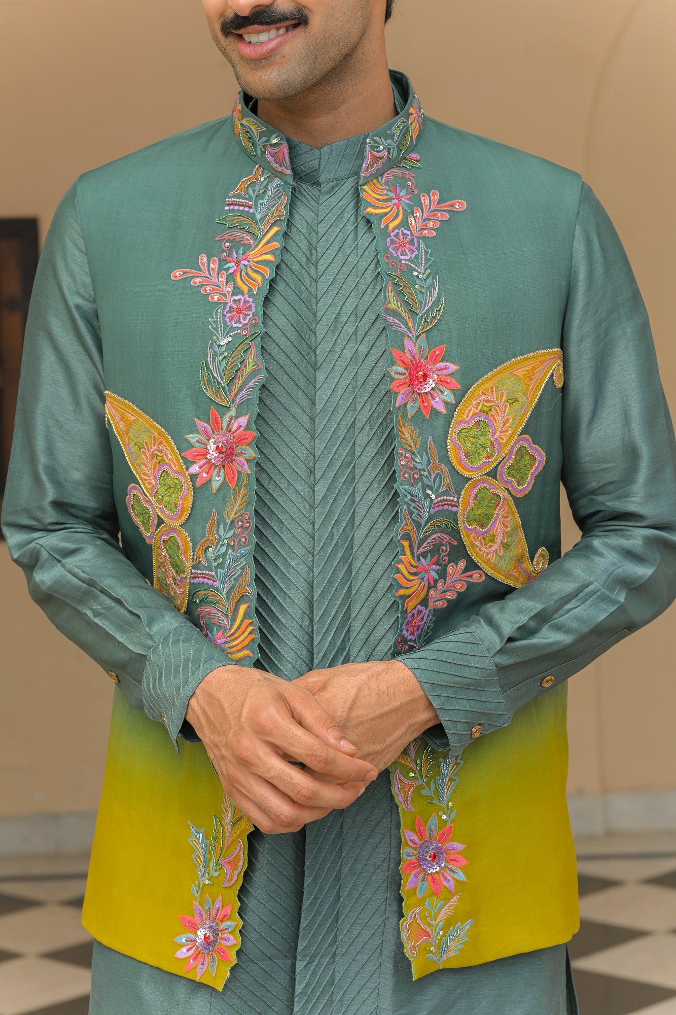 Cutwork Thread Work Patch Embroidered Half Jacket Paired with Pin Tuck Kurta and Straight Pants
