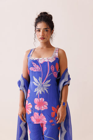 Blue Square Neck Kurta Set image 4