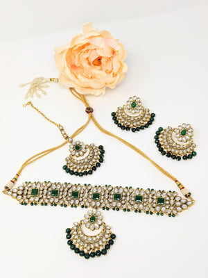 Parini Choker Necklace Set image 1