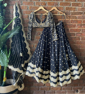 Black Sharmily Lehenga Set image 2