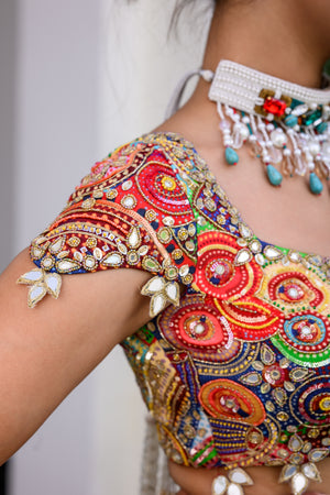 Iris Highlighted Applique Saree with Highlighted Blouse image 4