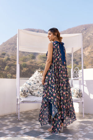 Chic Blue Butterfly Pant Set image 3