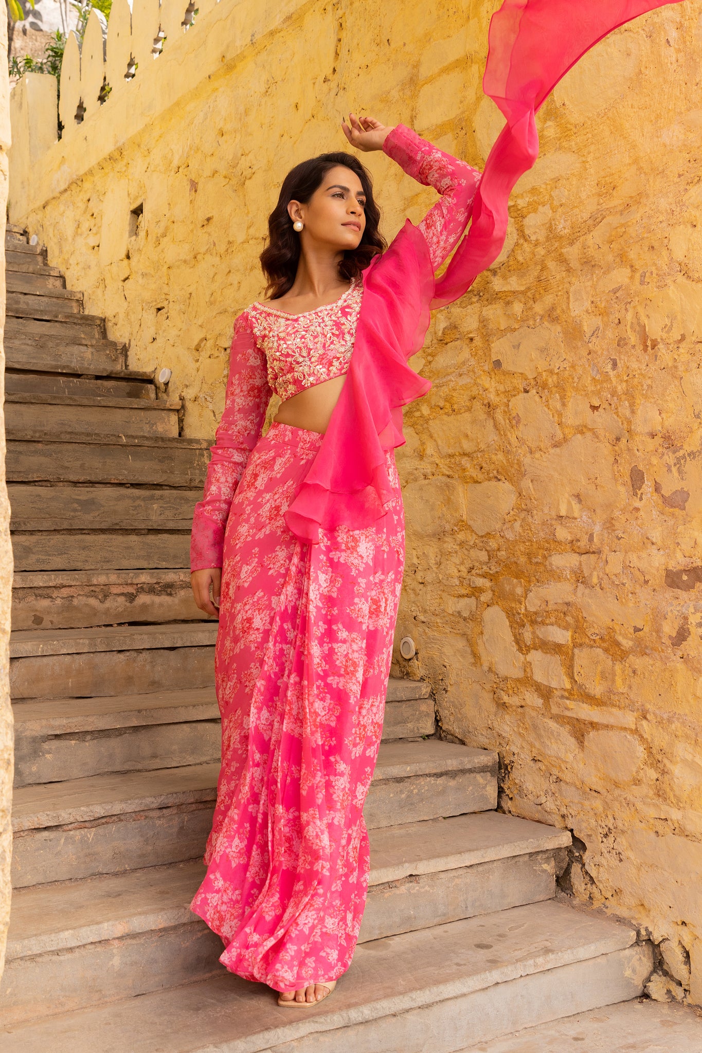 Pink Floral Embroidered Georgette Saree image 2