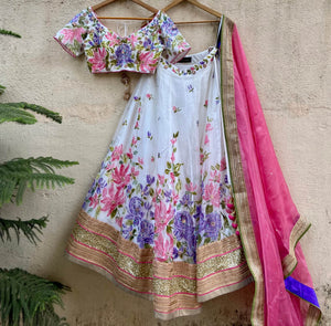 Ivory Handpainted Bridal Lehenga Set image 5