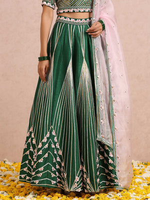 Green Embroidered Stripe Lehenga Set image 3