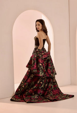 Zor Jacket and Gown Set image 2