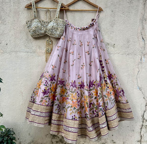 Lavender Handpainted Lehenga Set image 4