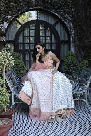 White and Peach Lehenga Set image 4
