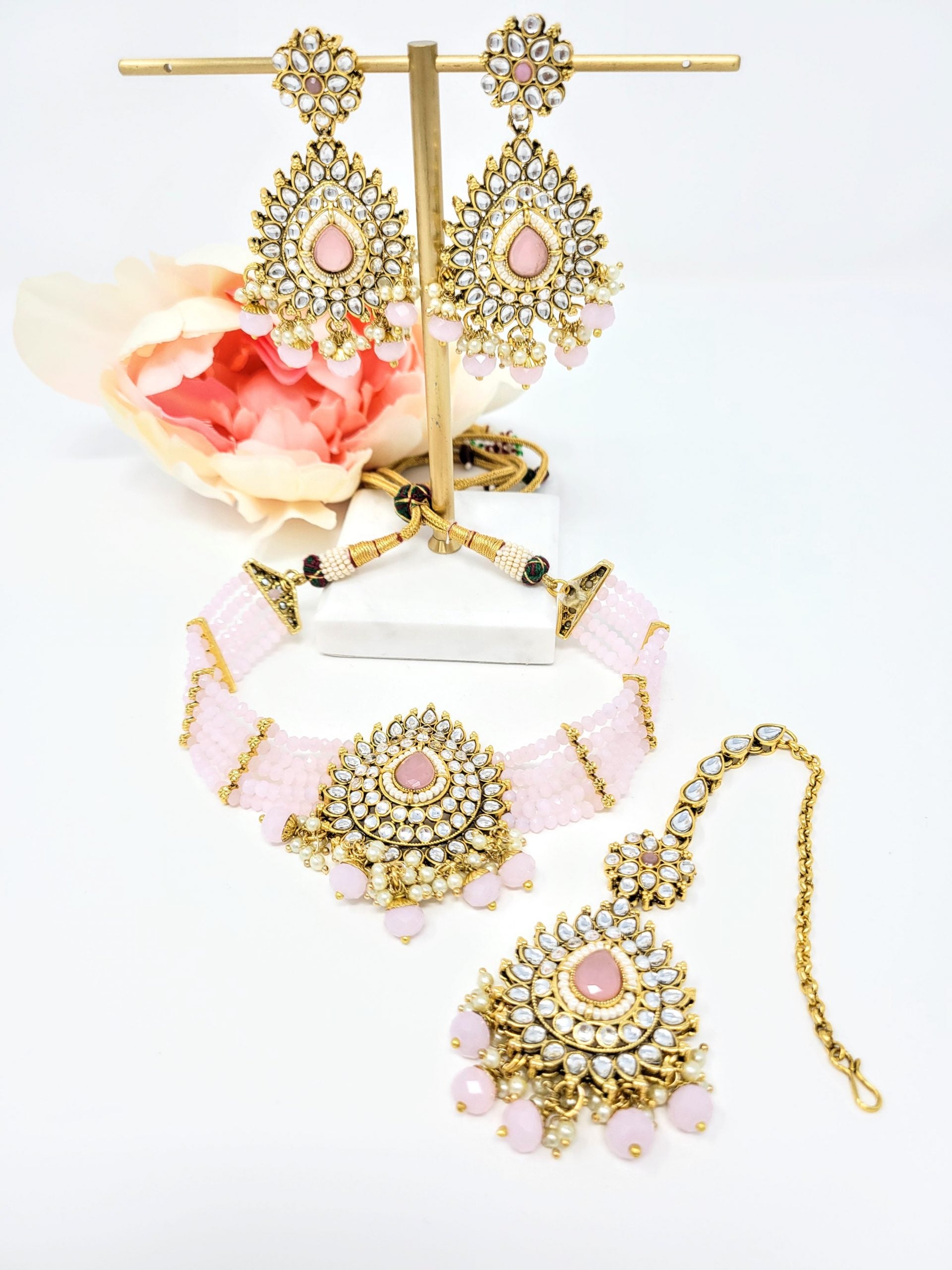 Sonam Choker Set - Pink image