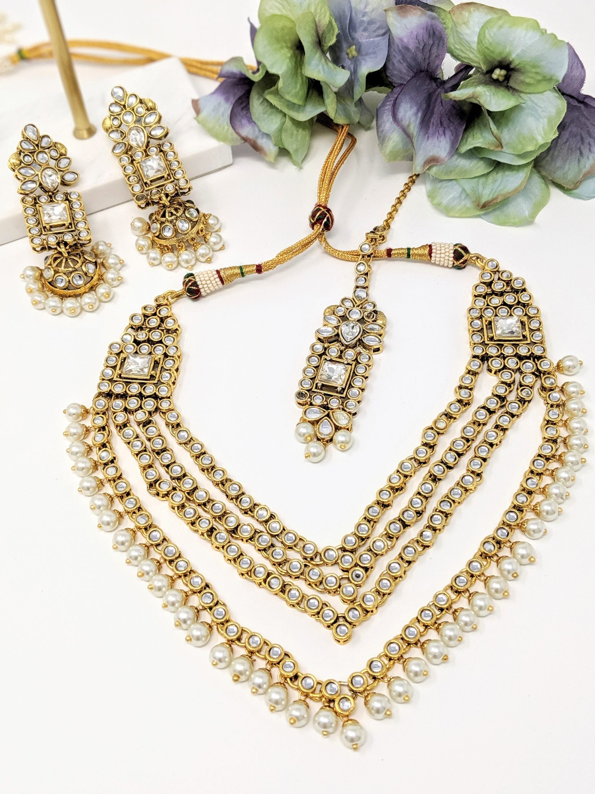 Triple Layered Necklace Set - Golden image