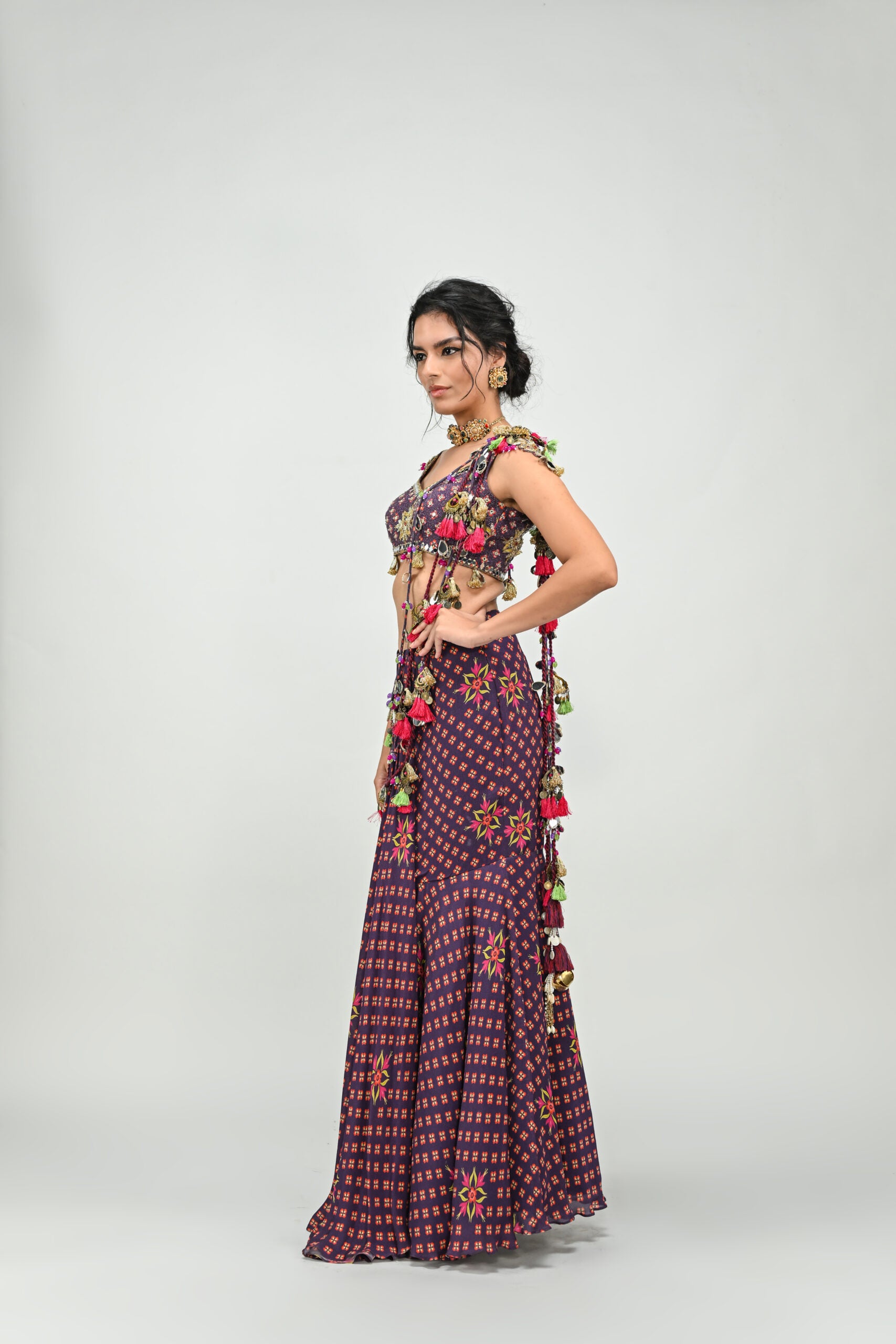 Plum Pre Stitched Tassel Saree Paired with Badla Highlighted Blouse image 6