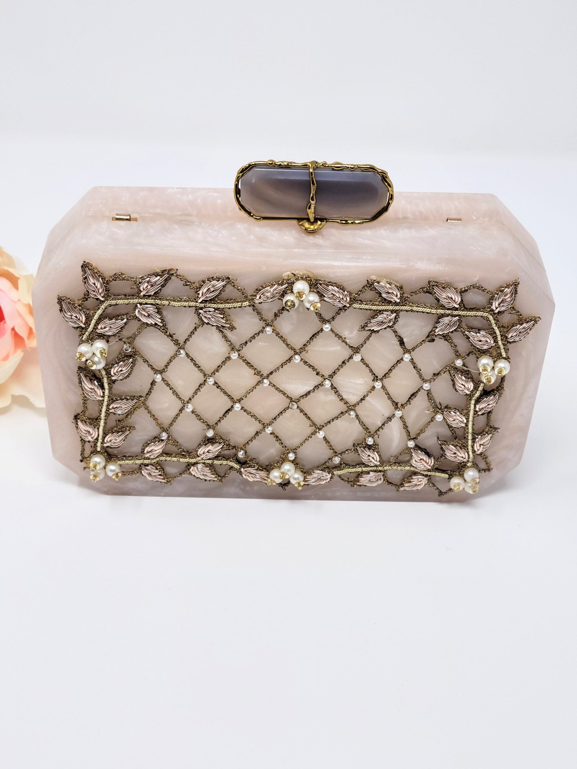 White Resin with Agate Clasp Clutch image 2
