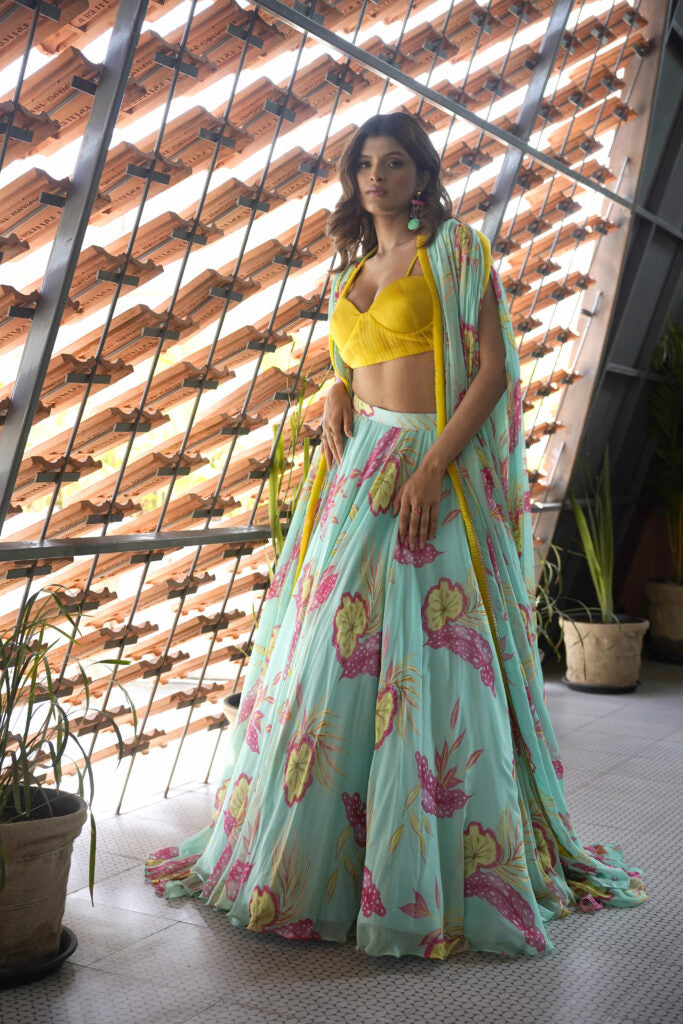 Light Blue And Yellow Skirt Set - M image