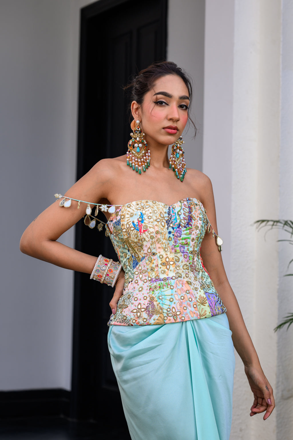 Gardenia Highlighted Corset With Skirt image 6