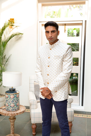 White Embroidered Jodhpuri Jacket - M image