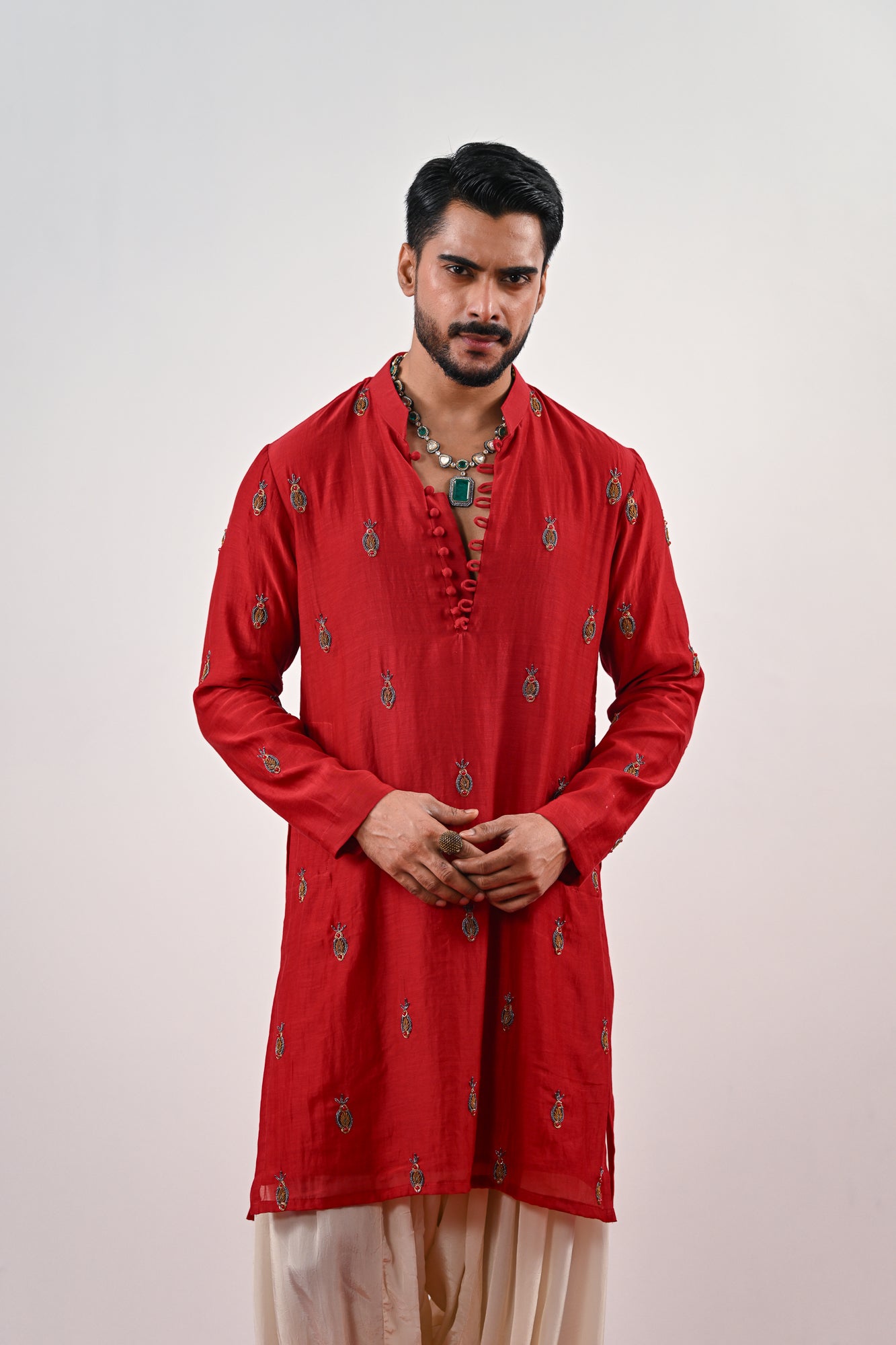 S EMBROIDERED KURTA SET WITH COWL PANTS image 2