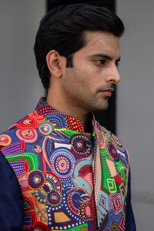 Iris Highligted Bundi Paired With Kurta and Pants image 2