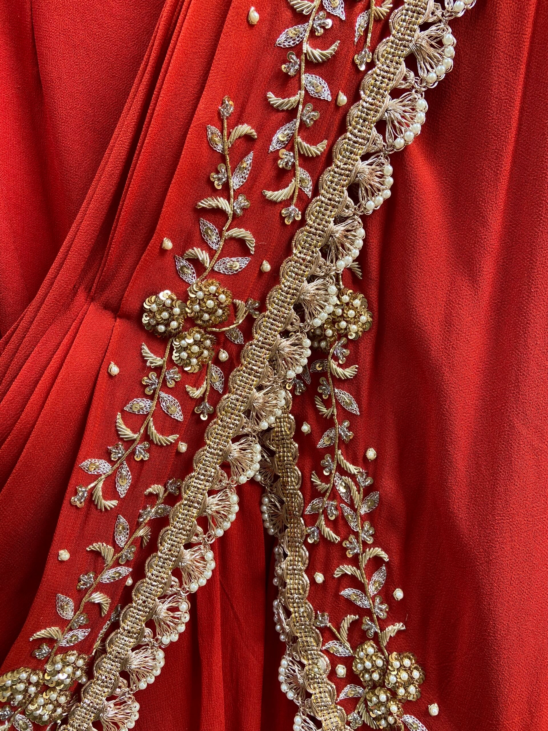 Rust Red pre-stiched Ruffle Saree image 3