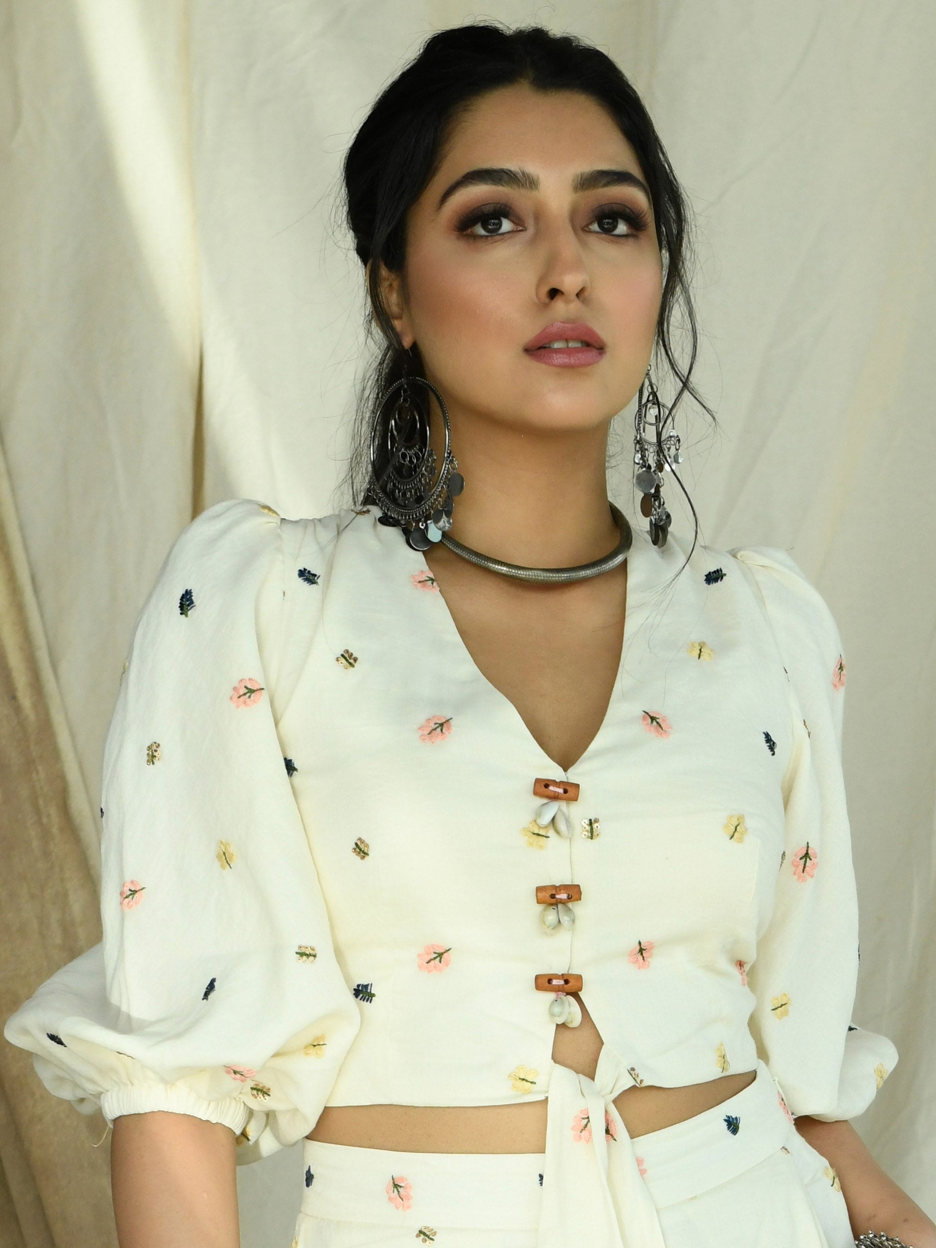 Off-White Leaf Embroidered Pallazo Co-ord Set image 1