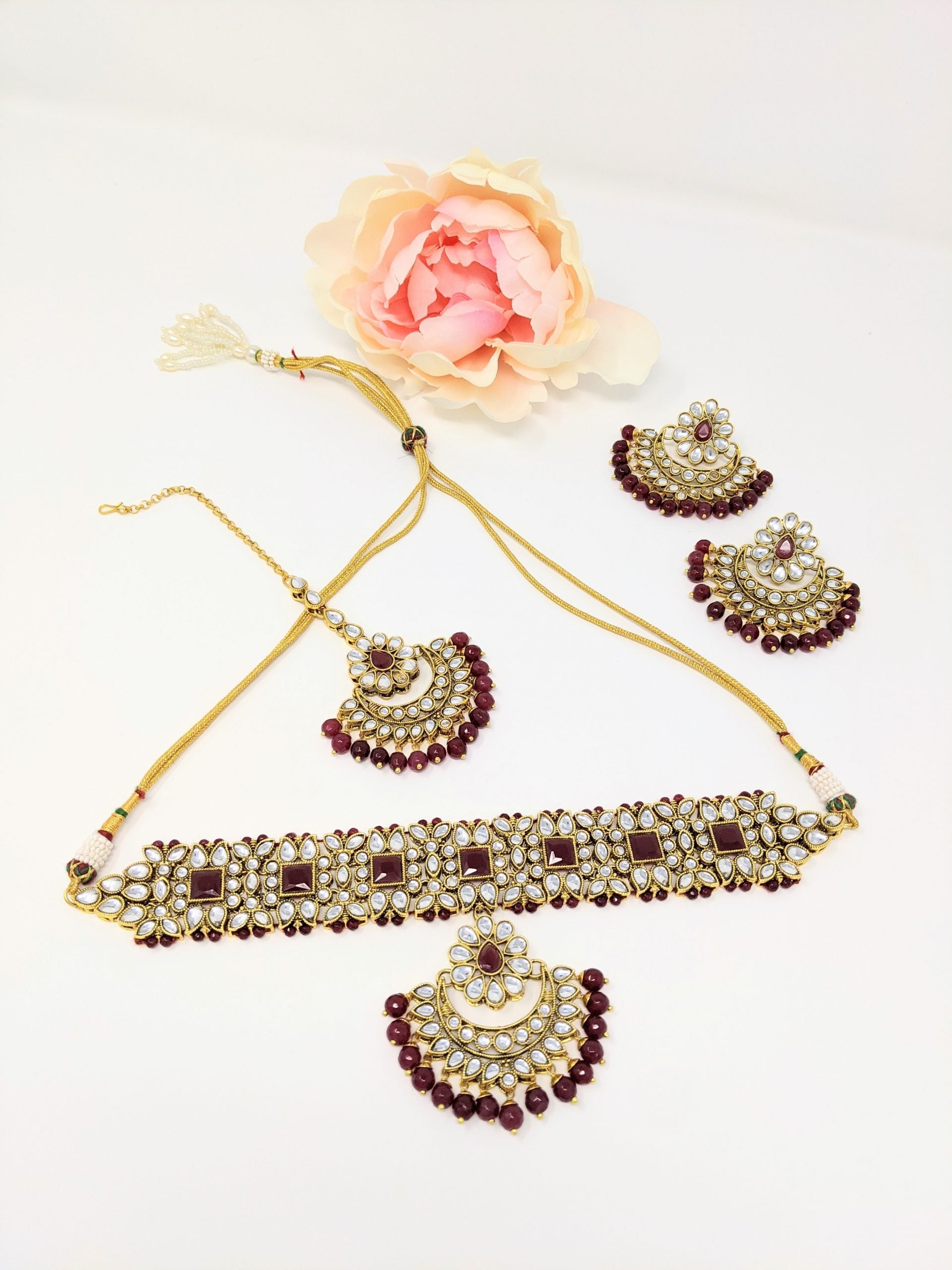 Parini Choker Necklace Set image 0