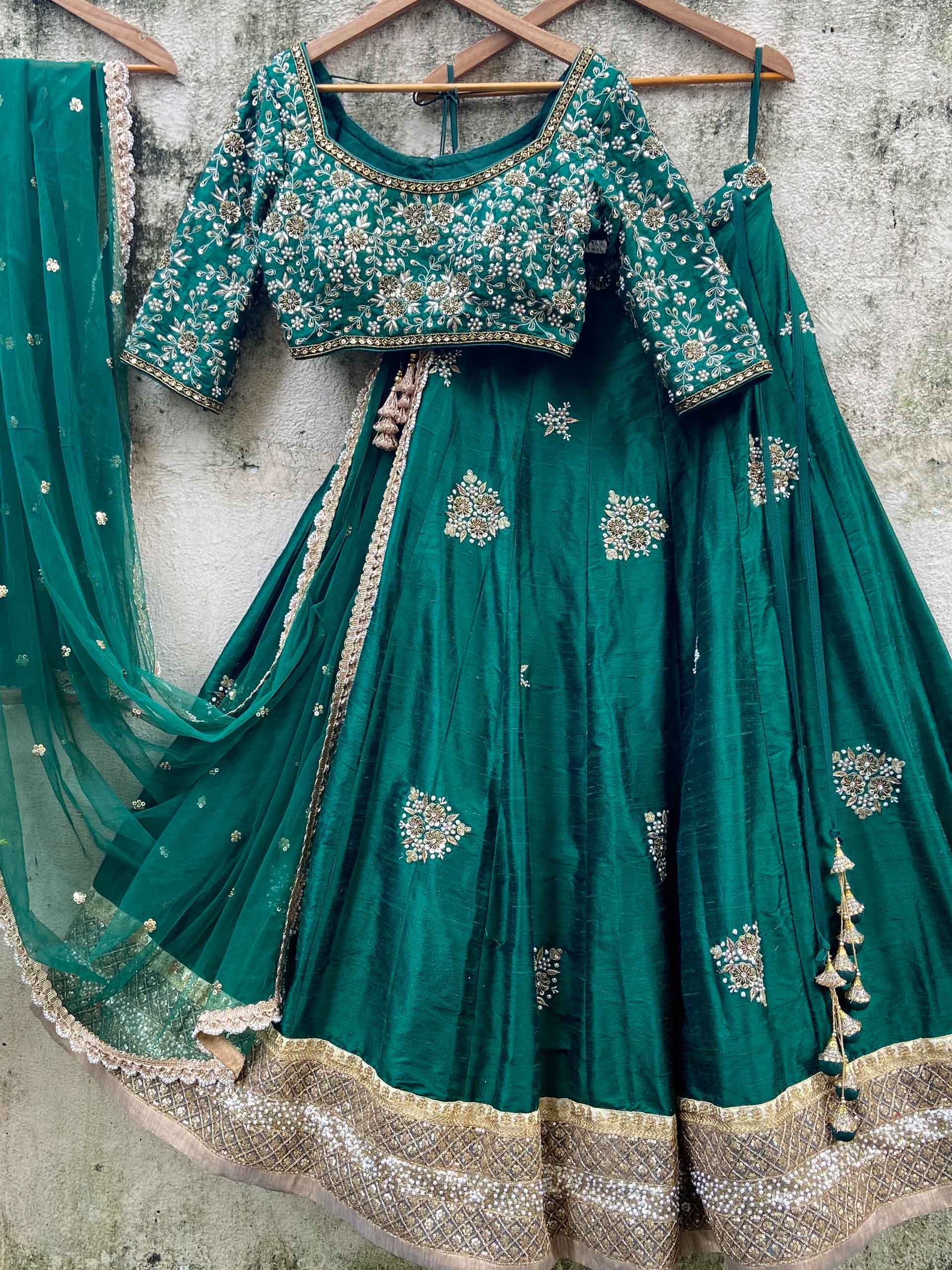 Emerald Green Embroidered Lehenga Set - S image