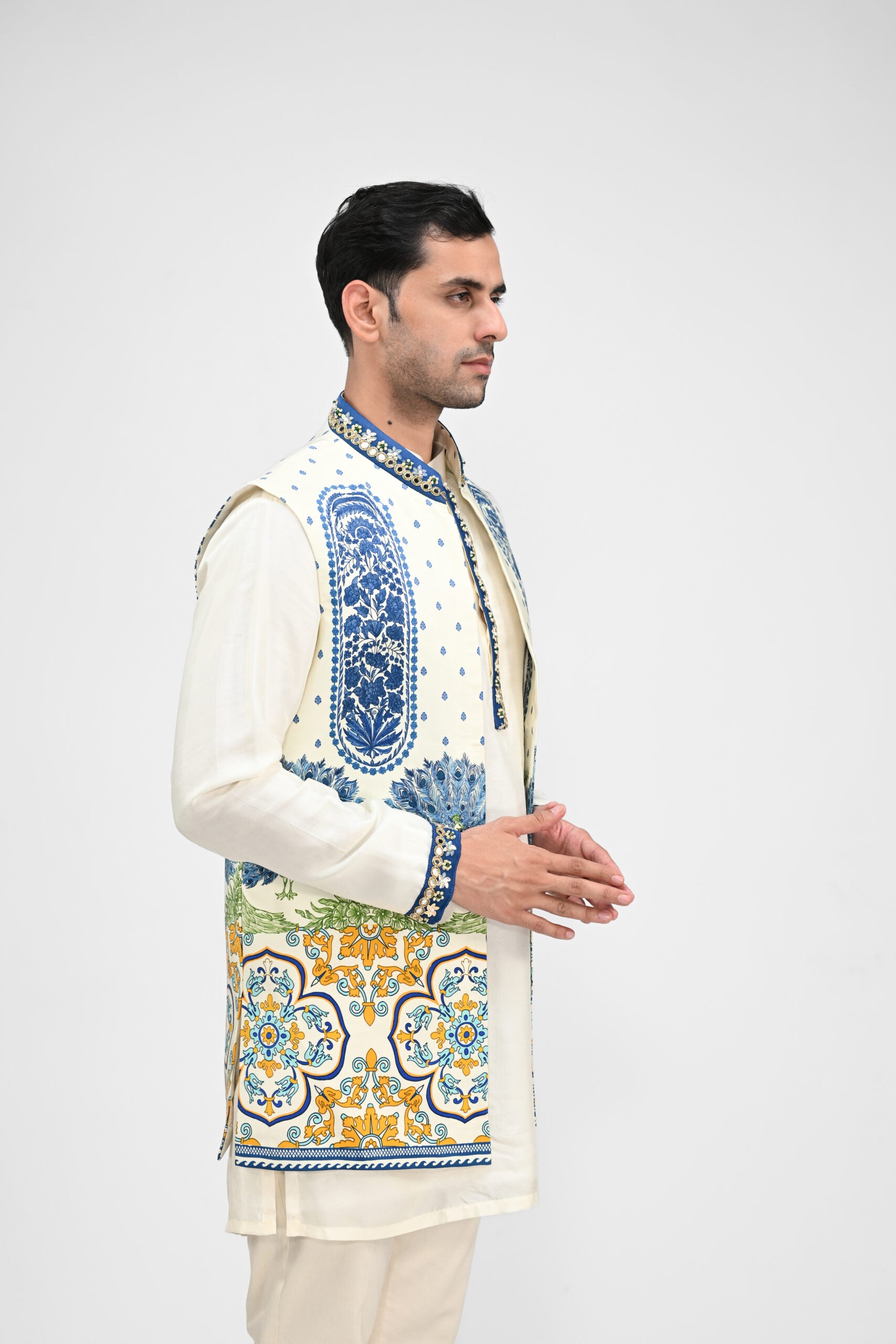 Royal Peacock Half Jacket Full Set image 3