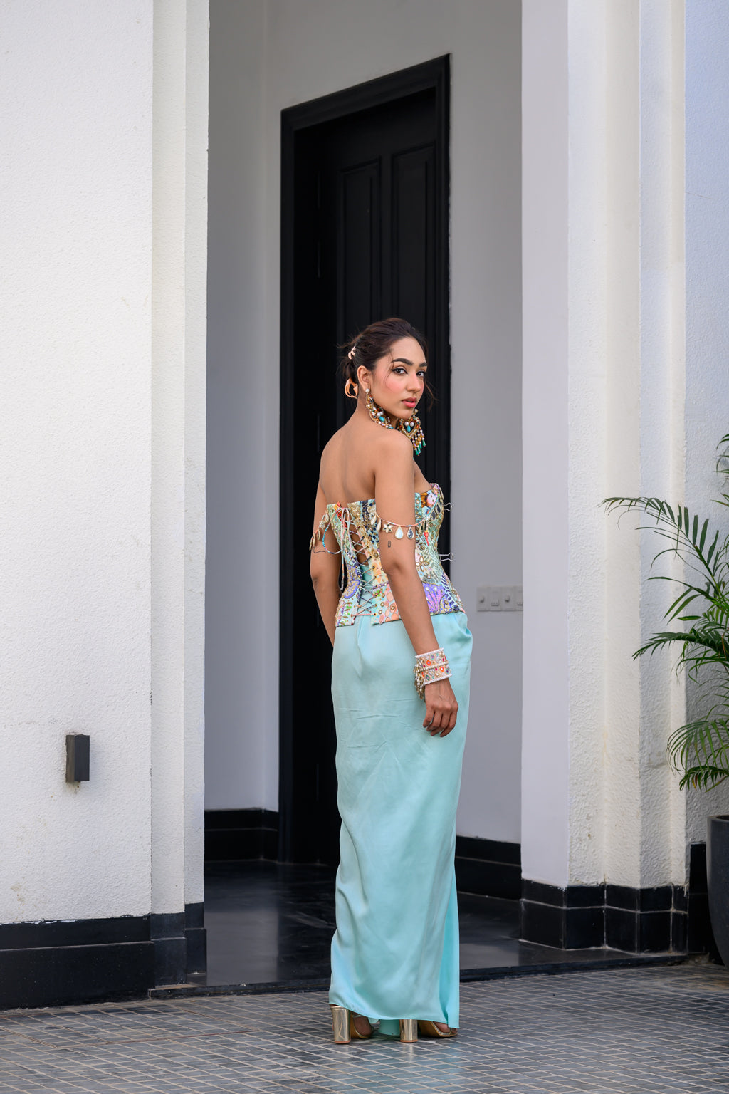 Gardenia Highlighted Corset With Skirt image 13