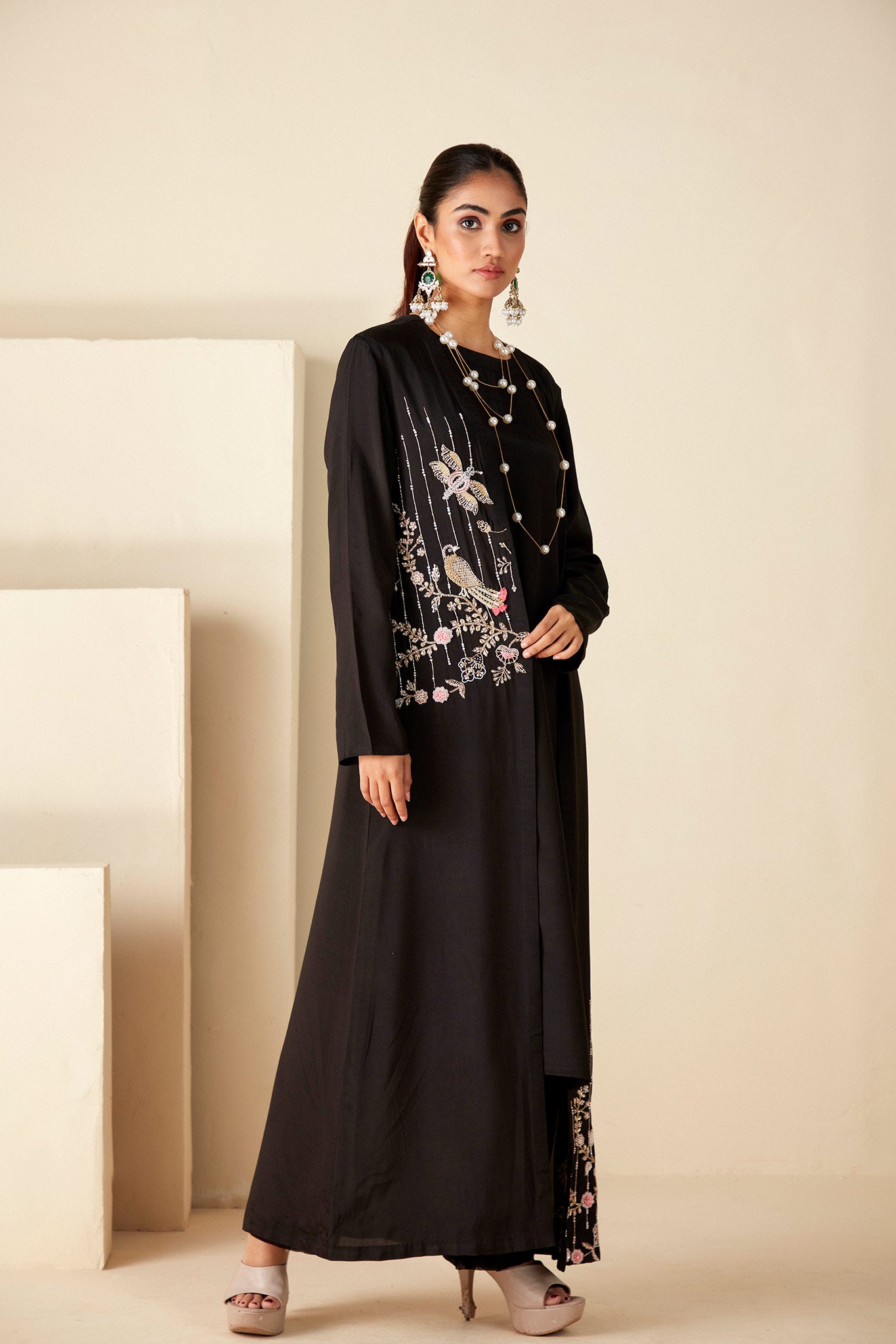 Aviary Elegance Kurta and Jacket Set image 7