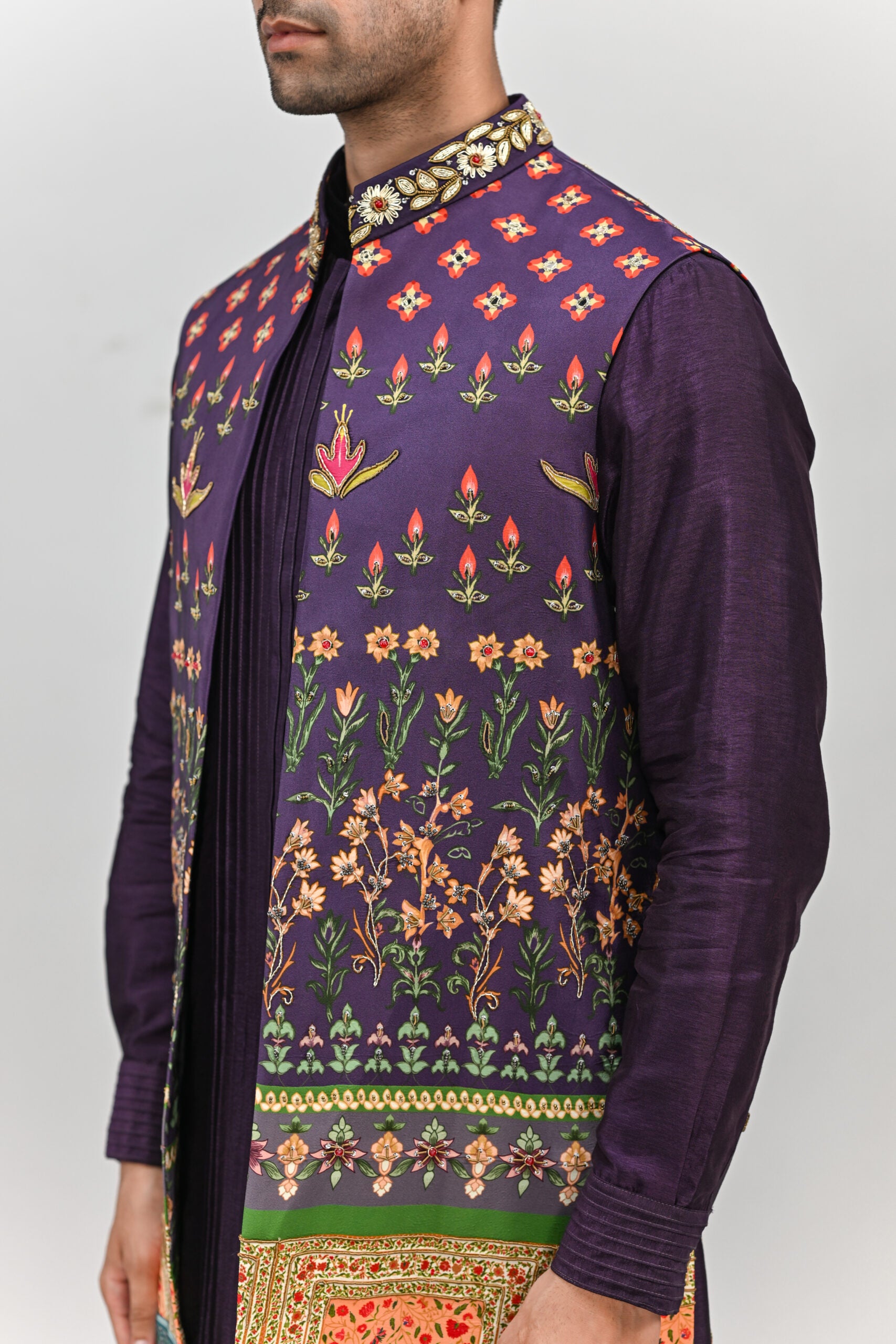 Plum Printed Highlighted Half Jacket Full Set image 3
