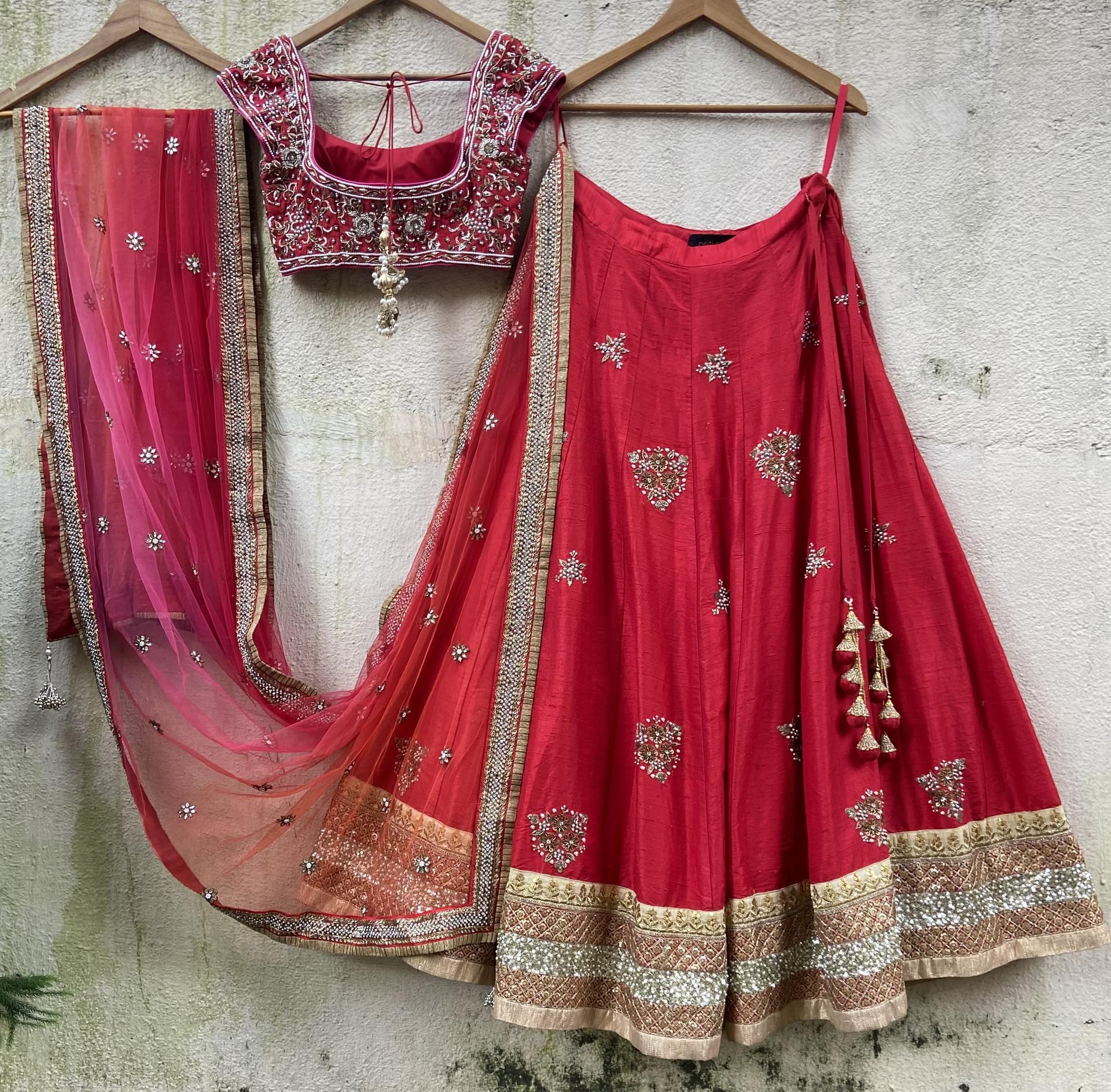 Bridal Lehenga Set With Ombre Dupatta image 2