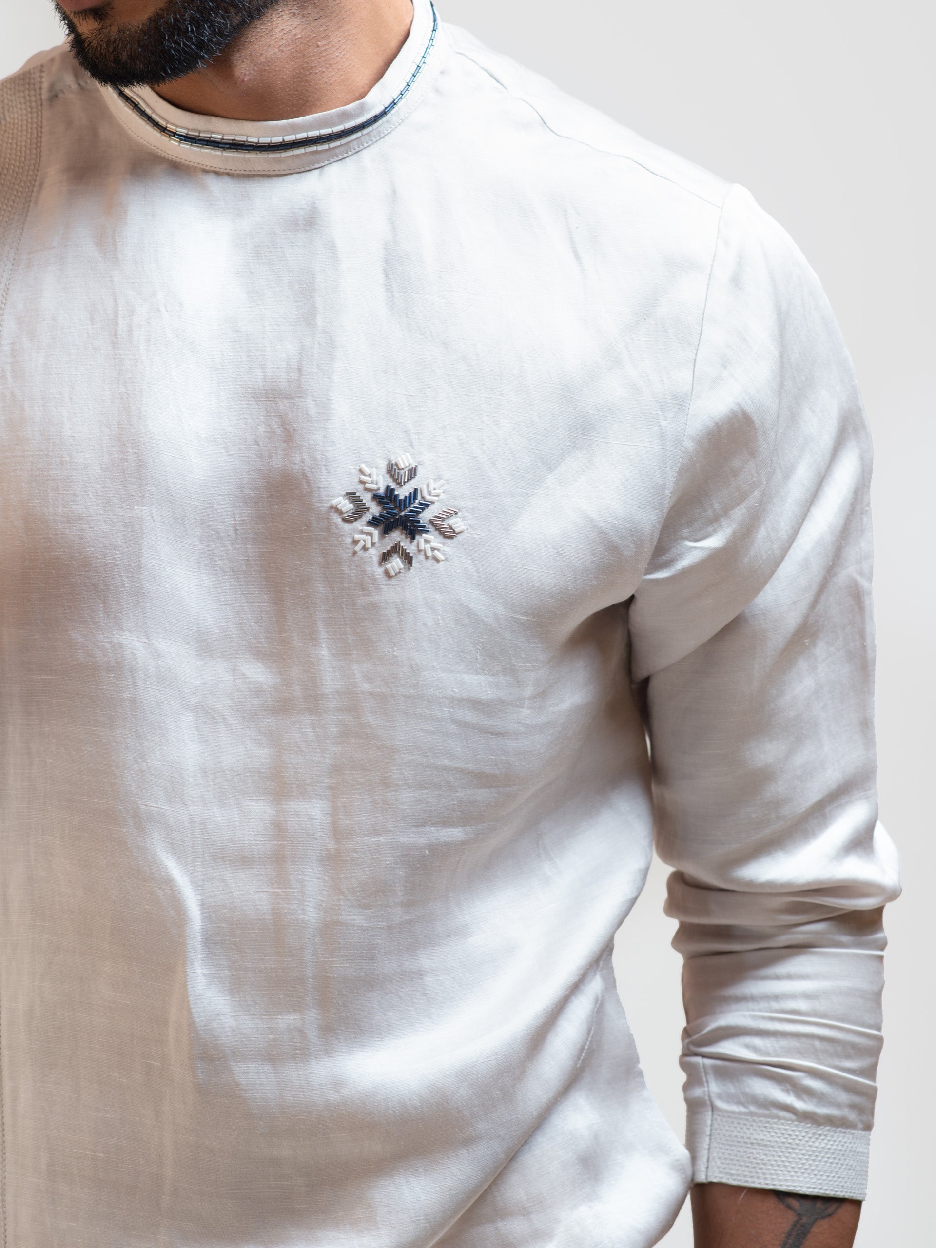 Cream Silhouette Overlap Kurta Set image 1