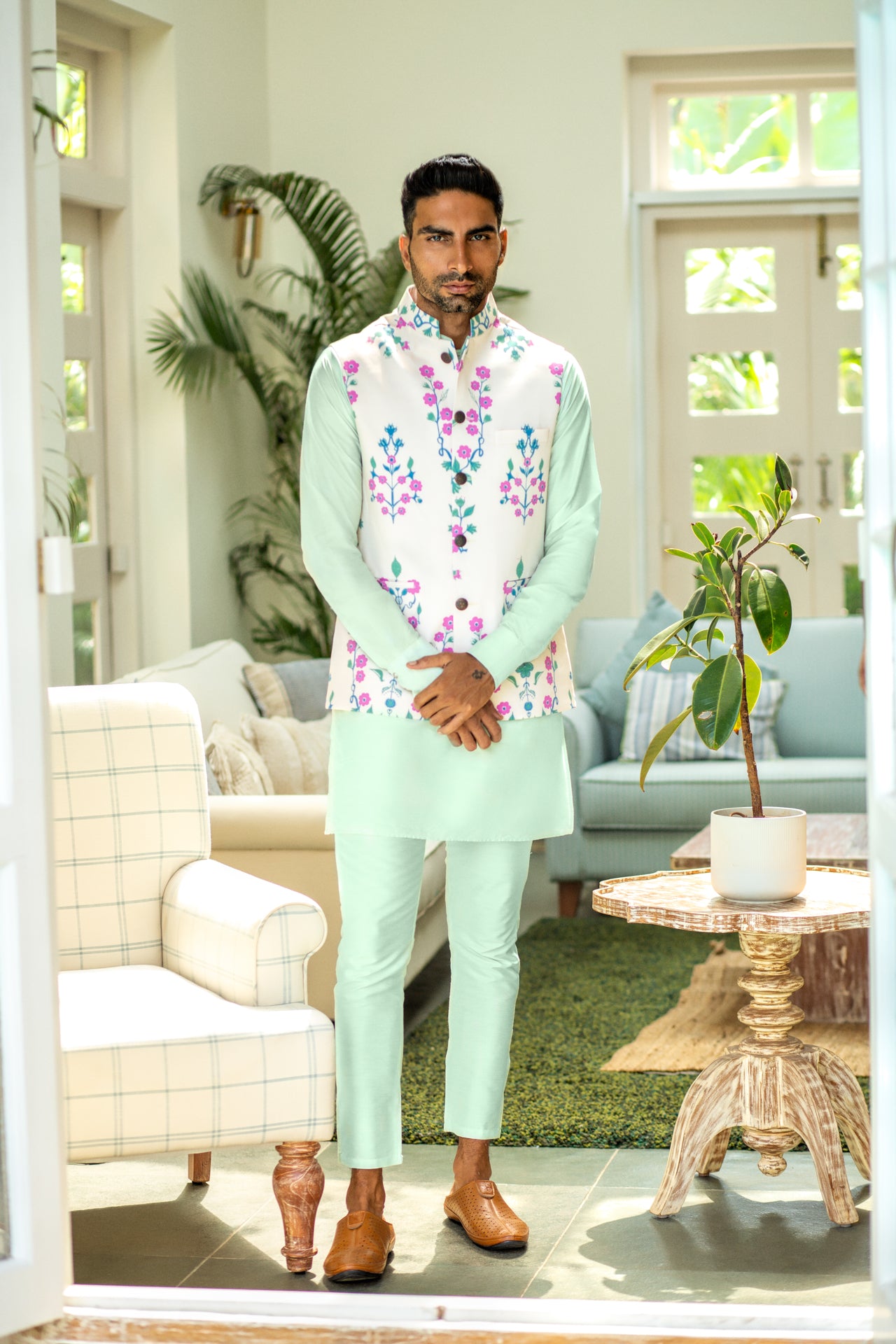 Floral Print Bundi Jacket with Kurta Set image 0