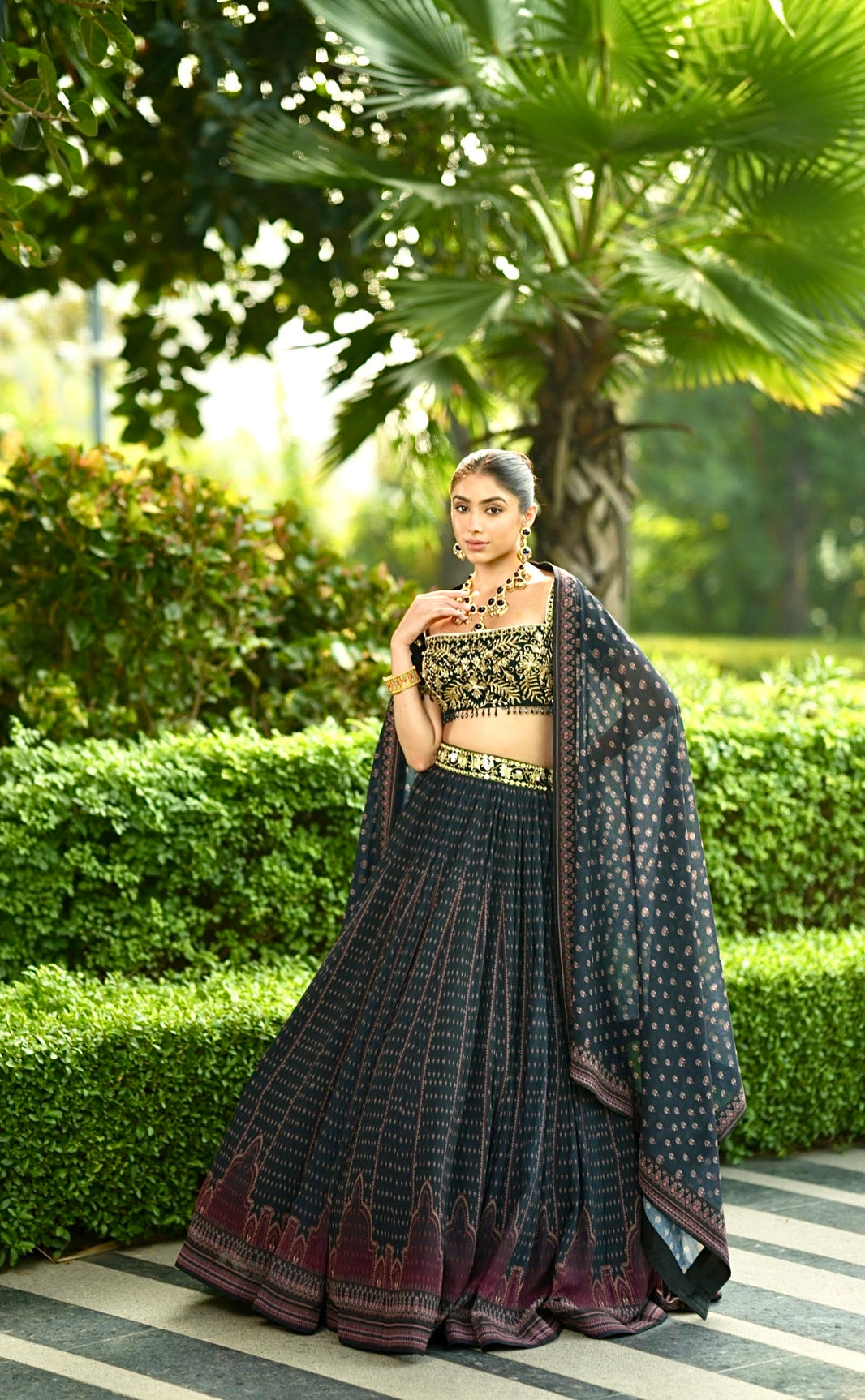 Jahaan Lehenga Set - Custom image