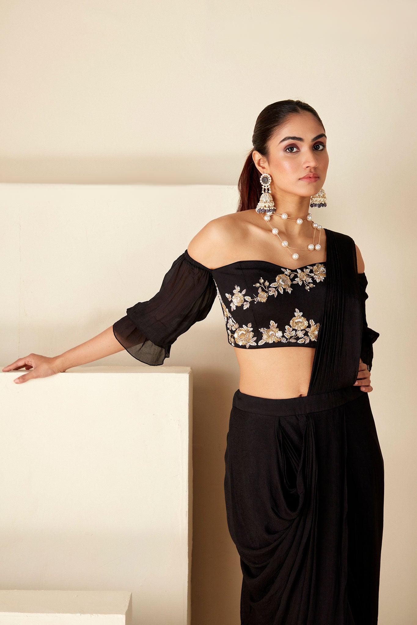 Off-Shoulder Zardosi Detail Cocktail Saree image 2