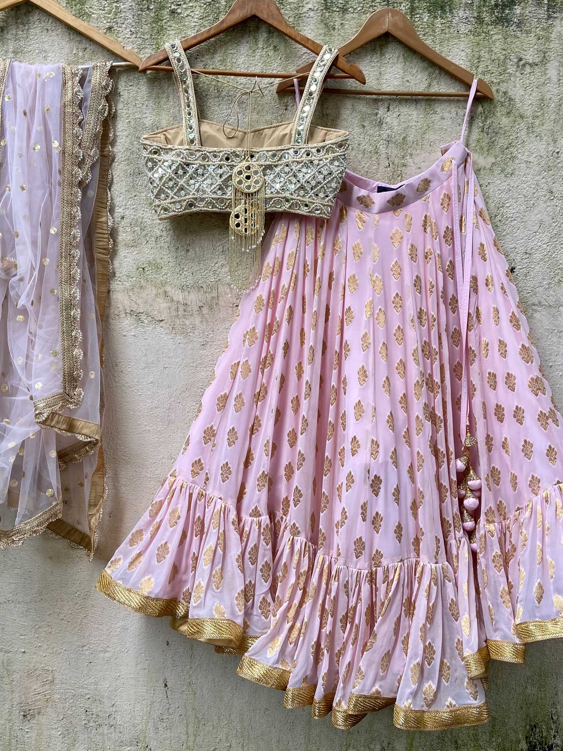 Powder Pink Butti Mirror Lehenga Set image 5