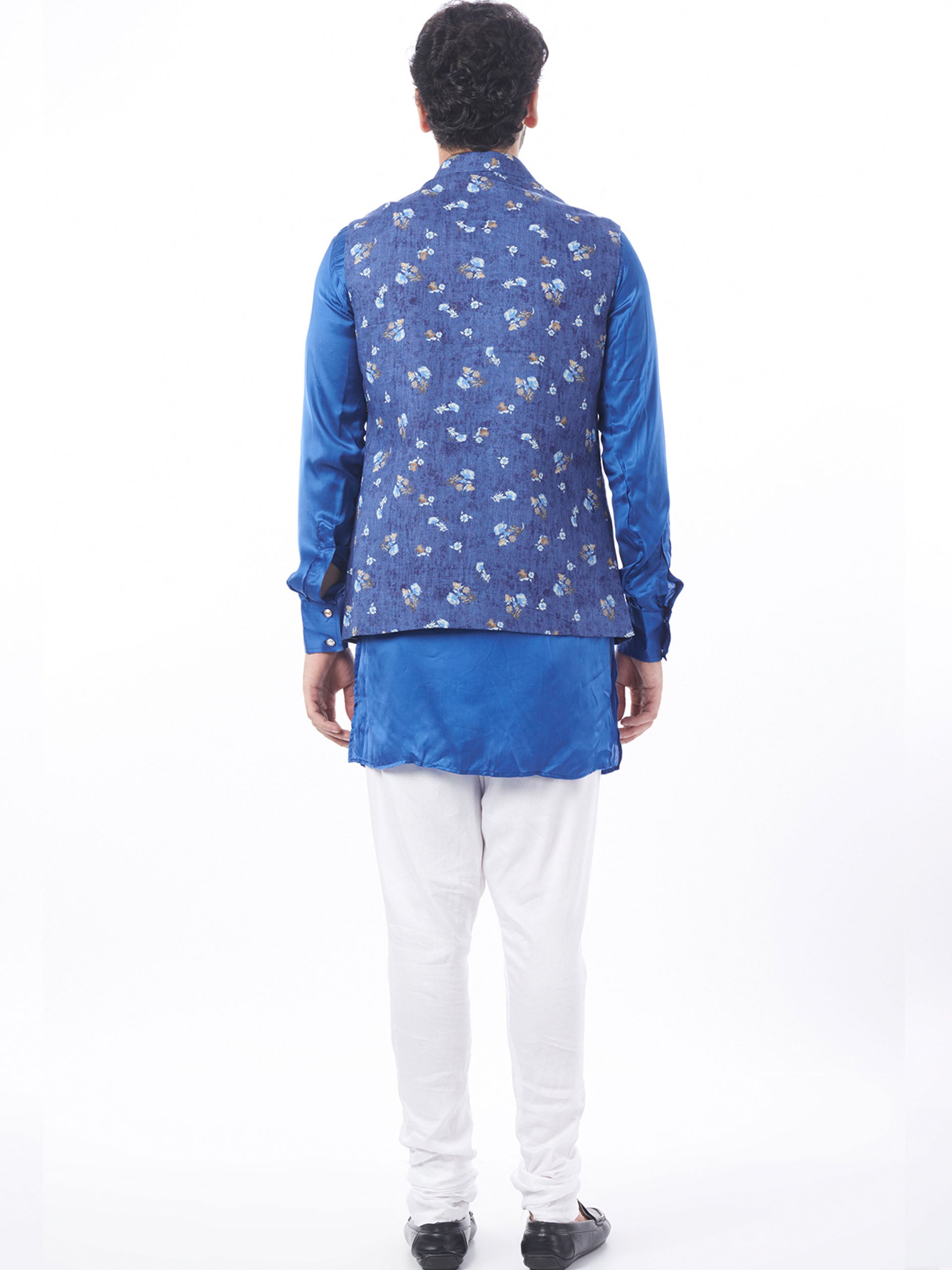 Blue Floral Print Bundi Jacket Set image 2