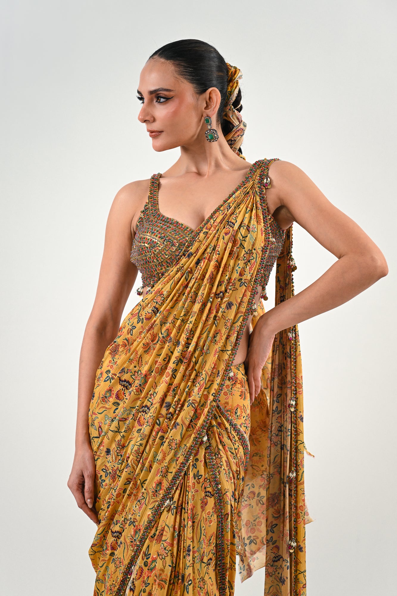 M PRE STITCHED SAREE PAIRED WITH EMBROIDERED BLOUSE image 4
