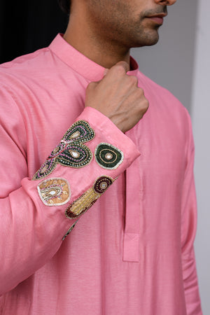 Flora Highlighted Applique Kurta With Pants image 2